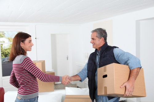 Knightsbridge home moving service for flats, townhouses, and nearby areas