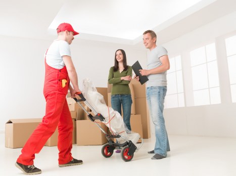 Moving van outside a central London property with access challenges